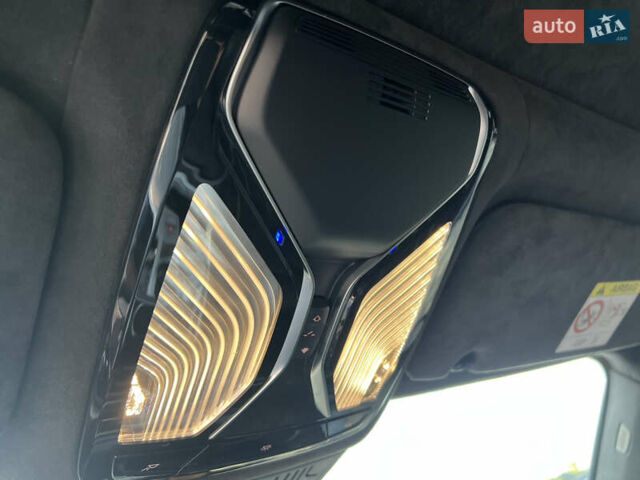 Черный БМВ 7 Серия, объемом двигателя 6.59 л и пробегом 42 тыс. км за 91500 $, фото 21 на Automoto.ua