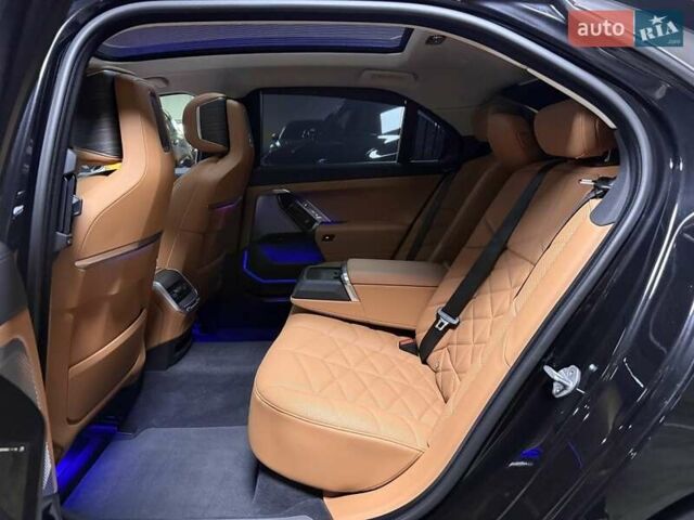 Черный БМВ 7 Серия, объемом двигателя 2.99 л и пробегом 8 тыс. км за 129500 $, фото 60 на Automoto.ua