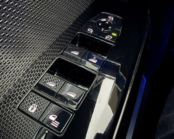 Чорний БМВ 7 Серія, об'ємом двигуна 2.99 л та пробігом 60 тис. км за 124999 $, фото 24 на Automoto.ua