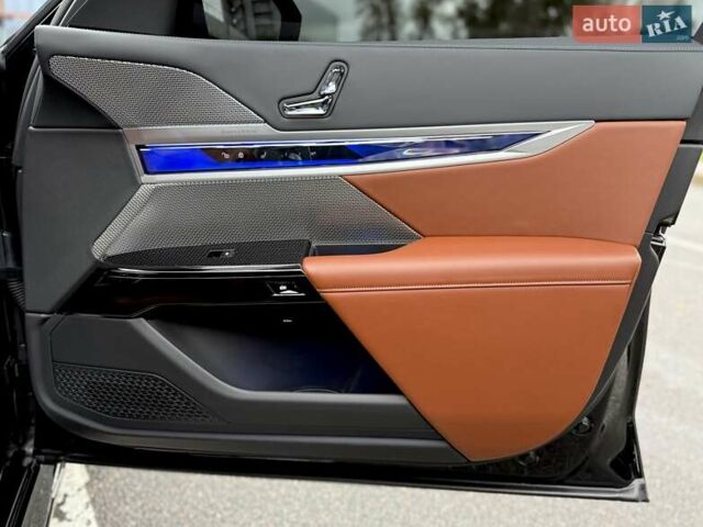 Черный БМВ 7 Серия, объемом двигателя 4.39 л и пробегом 25 тыс. км за 139900 $, фото 30 на Automoto.ua