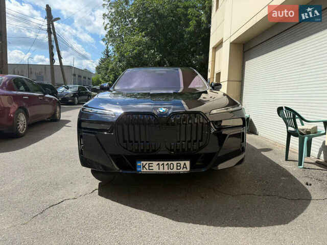 Черный БМВ 7 Серия, объемом двигателя 2.99 л и пробегом 24 тыс. км за 135000 $, фото 1 на Automoto.ua