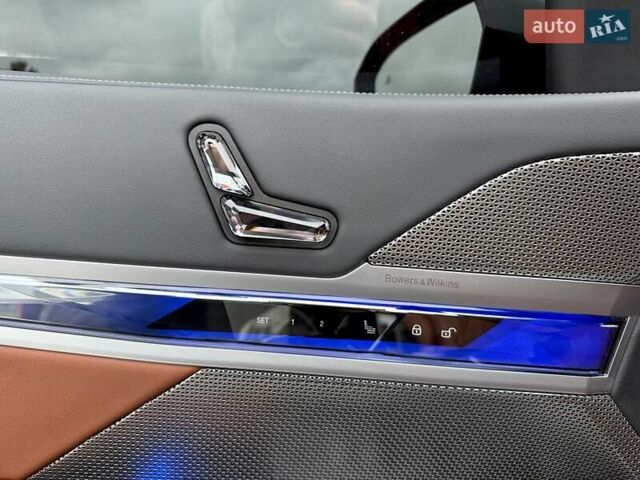 Черный БМВ 7 Серия, объемом двигателя 4.39 л и пробегом 25 тыс. км за 139900 $, фото 63 на Automoto.ua