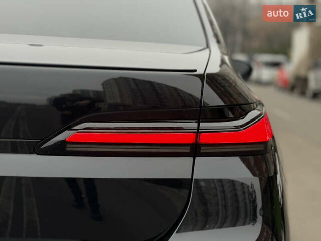 Чорний БМВ 7 Серія, об'ємом двигуна 2.99 л та пробігом 60 тис. км за 124999 $, фото 15 на Automoto.ua