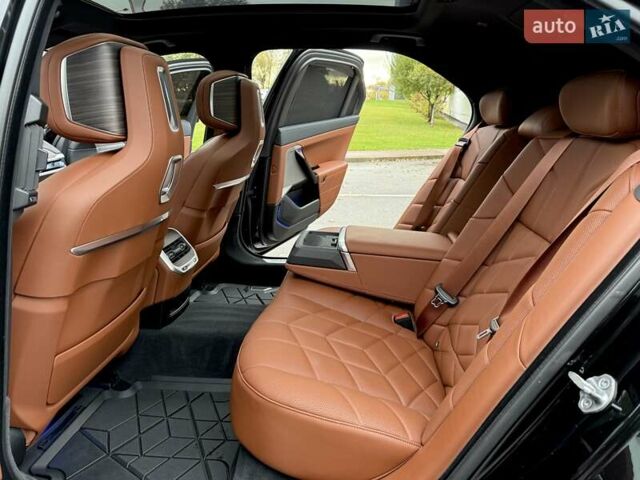 Черный БМВ 7 Серия, объемом двигателя 4.39 л и пробегом 25 тыс. км за 139900 $, фото 57 на Automoto.ua