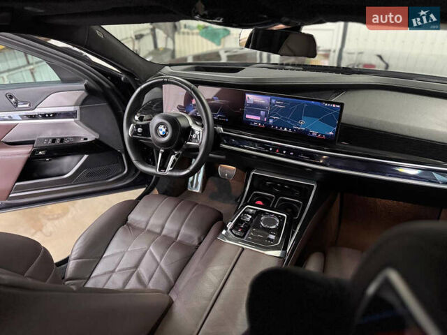 Черный БМВ 7 Серия, объемом двигателя 2.99 л и пробегом 42 тыс. км за 125000 $, фото 28 на Automoto.ua