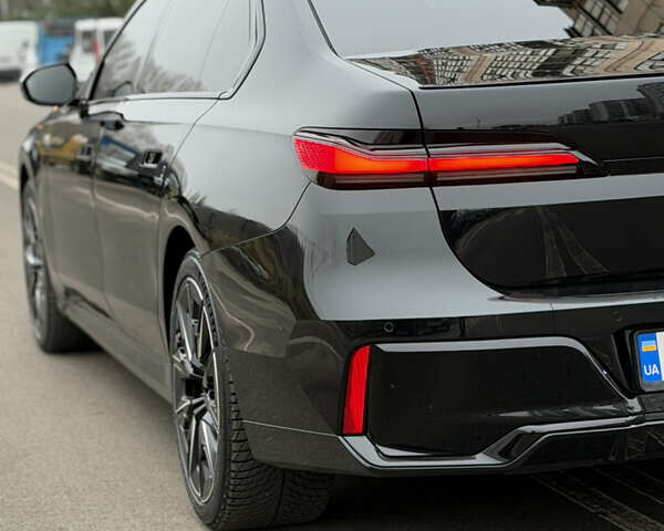 Чорний БМВ 7 Серія, об'ємом двигуна 2.99 л та пробігом 60 тис. км за 124999 $, фото 11 на Automoto.ua