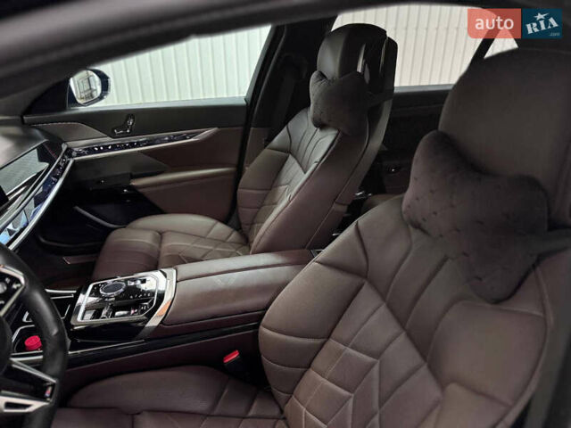 Черный БМВ 7 Серия, объемом двигателя 2.99 л и пробегом 42 тыс. км за 125000 $, фото 14 на Automoto.ua