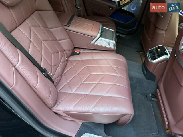 Черный БМВ 7 Серия, объемом двигателя 2.99 л и пробегом 59 тыс. км за 147000 $, фото 40 на Automoto.ua