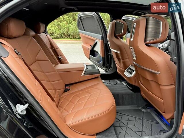 Черный БМВ 7 Серия, объемом двигателя 4.39 л и пробегом 25 тыс. км за 139900 $, фото 47 на Automoto.ua