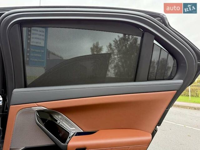 Черный БМВ 7 Серия, объемом двигателя 4.39 л и пробегом 25 тыс. км за 139900 $, фото 44 на Automoto.ua