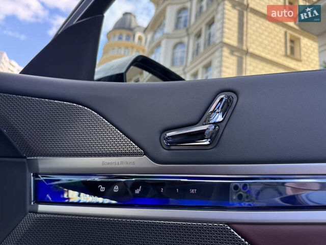 Чорний БМВ 7 Серія, об'ємом двигуна 2.99 л та пробігом 45 тис. км за 122500 $, фото 44 на Automoto.ua