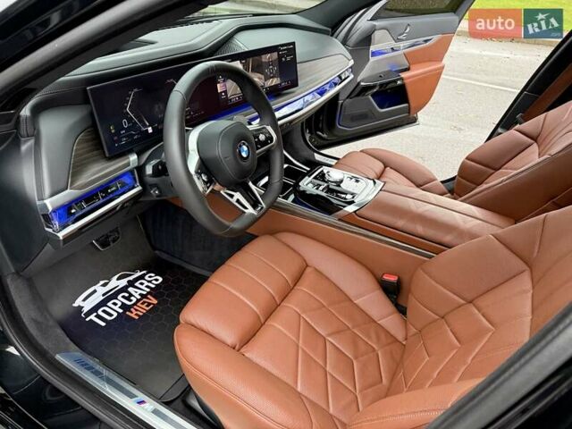 Черный БМВ 7 Серия, объемом двигателя 4.39 л и пробегом 25 тыс. км за 139900 $, фото 66 на Automoto.ua