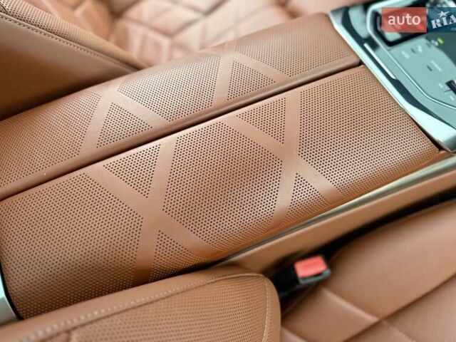 Черный БМВ 7 Серия, объемом двигателя 4.39 л и пробегом 25 тыс. км за 139900 $, фото 42 на Automoto.ua