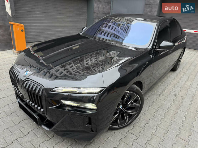 Черный БМВ 7 Серия, объемом двигателя 2.99 л и пробегом 47 тыс. км за 121500 $, фото 6 на Automoto.ua