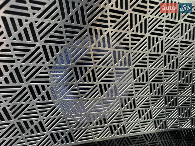 Чорний БМВ 7 Серія, об'ємом двигуна 2.99 л та пробігом 84 тис. км за 115000 $, фото 19 на Automoto.ua