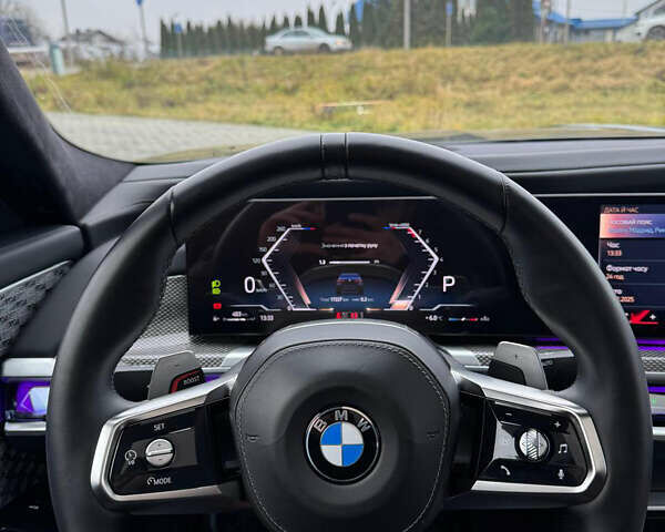 Чорний БМВ 7 Серія, об'ємом двигуна 3 л та пробігом 17 тис. км за 129000 $, фото 16 на Automoto.ua