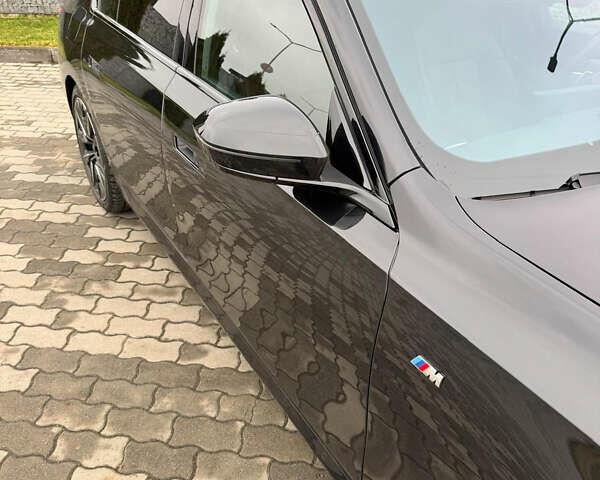 Чорний БМВ 7 Серія, об'ємом двигуна 3 л та пробігом 17 тис. км за 129000 $, фото 10 на Automoto.ua