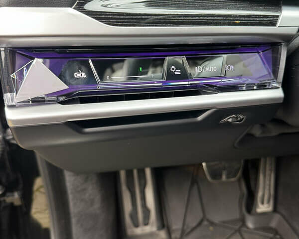 Чорний БМВ 7 Серія, об'ємом двигуна 2.99 л та пробігом 112 тис. км за 109900 $, фото 23 на Automoto.ua