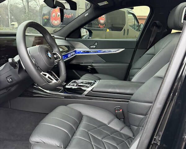 Чорний БМВ 7 Серія, об'ємом двигуна 2.99 л та пробігом 60 тис. км за 124999 $, фото 19 на Automoto.ua
