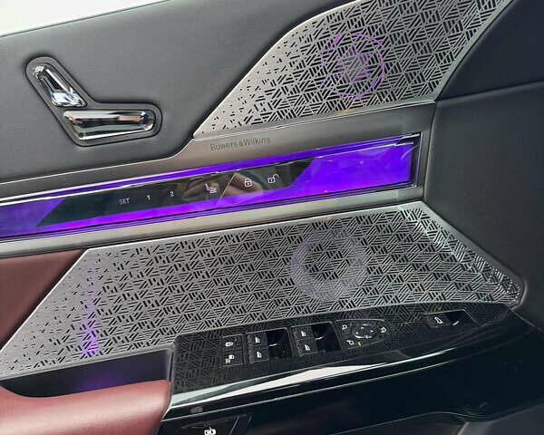 Чорний БМВ 7 Серія, об'ємом двигуна 3 л та пробігом 17 тис. км за 129000 $, фото 18 на Automoto.ua