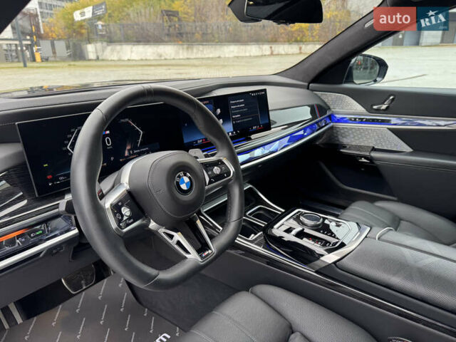 Чорний БМВ 7 Серія, об'ємом двигуна 2.99 л та пробігом 84 тис. км за 115000 $, фото 13 на Automoto.ua