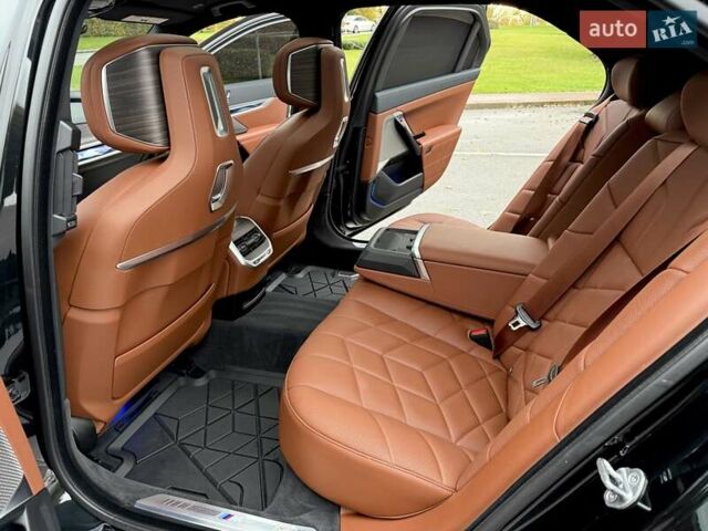 Черный БМВ 7 Серия, объемом двигателя 4.39 л и пробегом 25 тыс. км за 139900 $, фото 59 на Automoto.ua