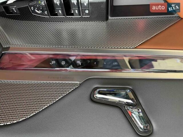 Чорний БМВ 7 Серія, об'ємом двигуна 3 л та пробігом 17 тис. км за 113900 $, фото 17 на Automoto.ua