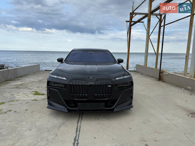 БМВ 7 Серія 2024 у Одесі на Automoto.ua Чорний БМВ 7 Серія, об'ємом двигуна 3 л та пробігом 12 тис. км за 188900 $, фото 1 на Automoto.ua