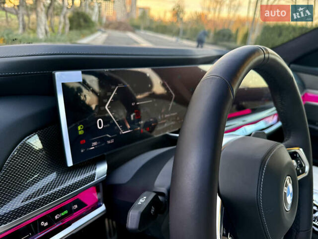 Черный БМВ 7 Серия, объемом двигателя 2.99 л и пробегом 9 тыс. км за 140000 $, фото 23 на Automoto.ua