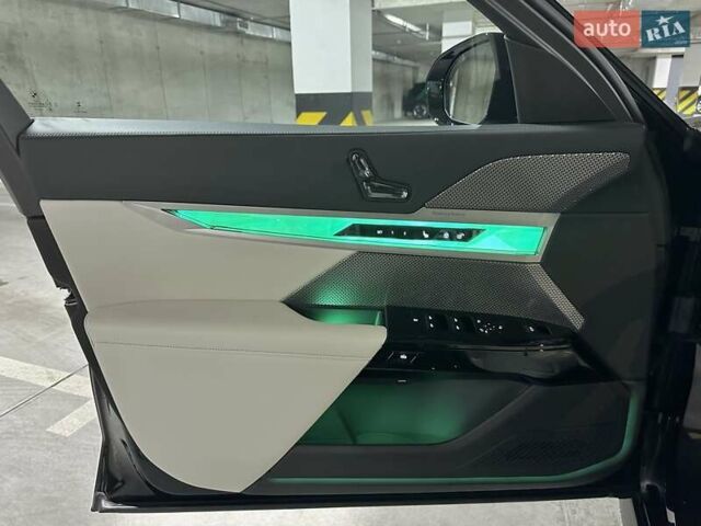 Черный БМВ 7 Серия, объемом двигателя 2.99 л и пробегом 8 тыс. км за 146000 $, фото 21 на Automoto.ua