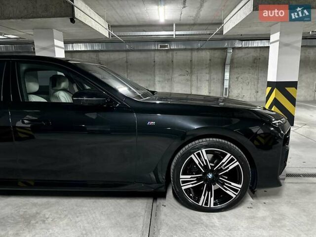 Черный БМВ 7 Серия, объемом двигателя 2.99 л и пробегом 8 тыс. км за 146000 $, фото 15 на Automoto.ua