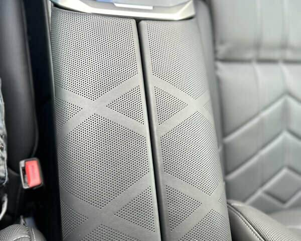 Черный БМВ 7 Серия, объемом двигателя 3 л и пробегом 15 тыс. км за 129000 $, фото 20 на Automoto.ua