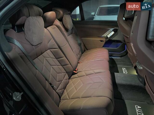 Черный БМВ 7 Серия, объемом двигателя 2.99 л и пробегом 9 тыс. км за 175000 $, фото 37 на Automoto.ua