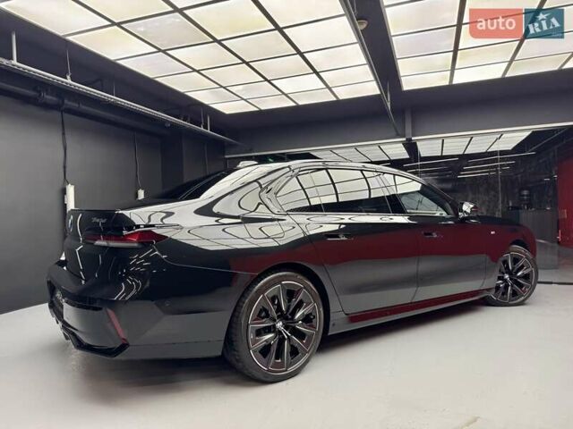 Черный БМВ 7 Серия, объемом двигателя 3 л и пробегом 27 тыс. км за 153900 $, фото 19 на Automoto.ua