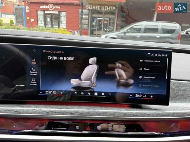 Чорний БМВ 7 Серія, об'ємом двигуна 3 л та пробігом 17 тис. км за 113900 $, фото 36 на Automoto.ua