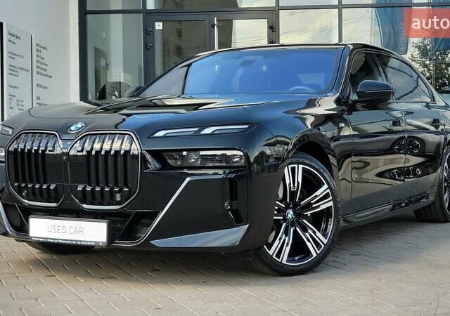 Черный БМВ 7 Серия, объемом двигателя 2.99 л и пробегом 17 тыс. км за 144546 $, фото 4 на Automoto.ua