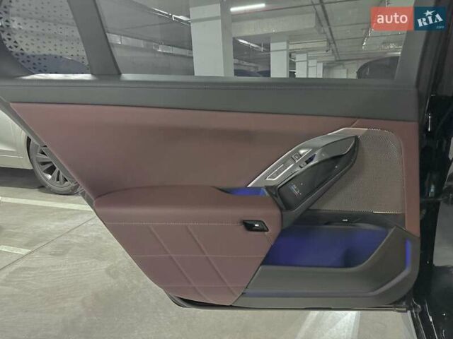 Черный БМВ 7 Серия, объемом двигателя 2.99 л и пробегом 9 тыс. км за 175000 $, фото 30 на Automoto.ua