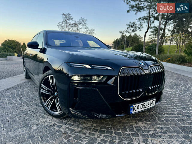 Черный БМВ 7 Серия, объемом двигателя 2.99 л и пробегом 9 тыс. км за 140000 $, фото 4 на Automoto.ua