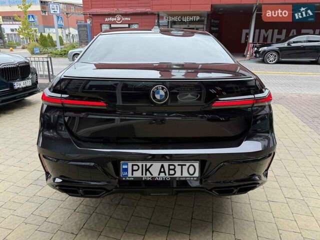 Чорний БМВ 7 Серія, об'ємом двигуна 3 л та пробігом 17 тис. км за 113900 $, фото 9 на Automoto.ua