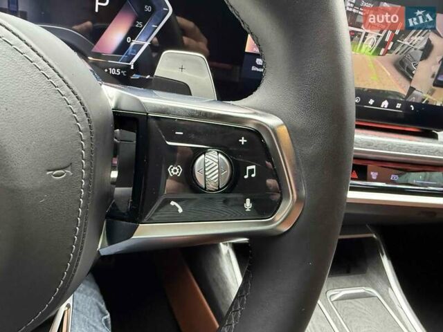 Чорний БМВ 7 Серія, об'ємом двигуна 3 л та пробігом 17 тис. км за 113900 $, фото 25 на Automoto.ua