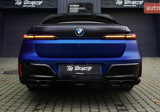 Черный БМВ 7 Серия, объемом двигателя 4.39 л и пробегом 29 тыс. км за 189000 $, фото 19 на Automoto.ua