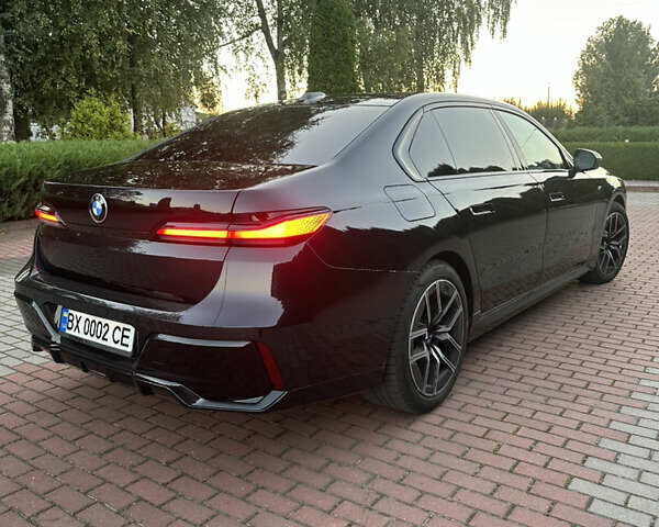 Черный БМВ 7 Серия, объемом двигателя 2.99 л и пробегом 25 тыс. км за 152047 $, фото 6 на Automoto.ua