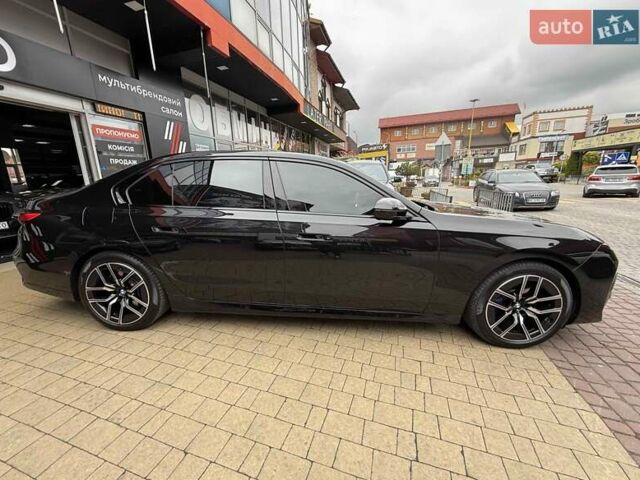 Чорний БМВ 7 Серія, об'ємом двигуна 3 л та пробігом 17 тис. км за 113900 $, фото 4 на Automoto.ua