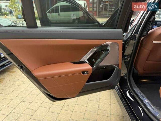 Чорний БМВ 7 Серія, об'ємом двигуна 3 л та пробігом 17 тис. км за 113900 $, фото 42 на Automoto.ua