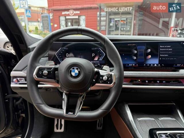Чорний БМВ 7 Серія, об'ємом двигуна 3 л та пробігом 17 тис. км за 113900 $, фото 51 на Automoto.ua