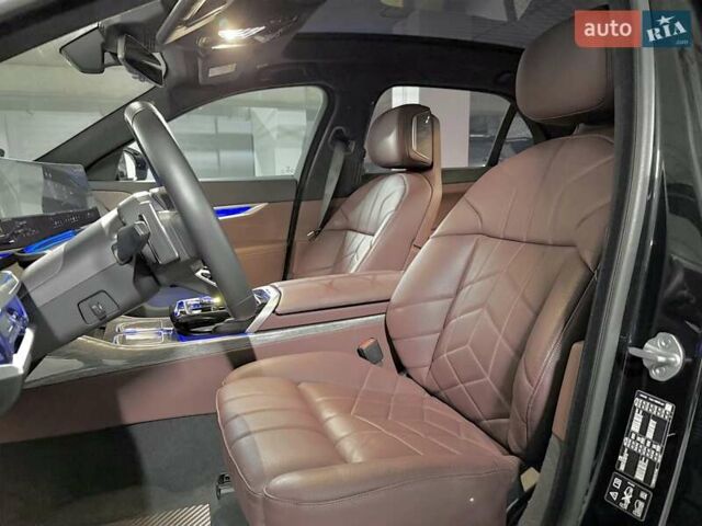 Черный БМВ 7 Серия, объемом двигателя 2.99 л и пробегом 9 тыс. км за 175000 $, фото 28 на Automoto.ua