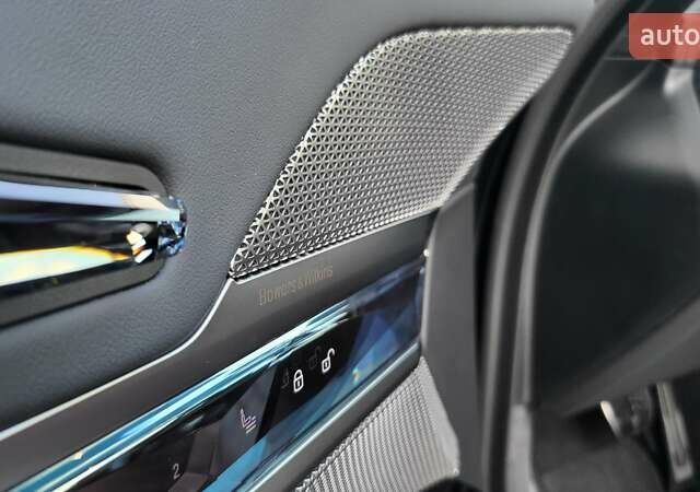 Черный БМВ 7 Серия, объемом двигателя 2.99 л и пробегом 17 тыс. км за 144546 $, фото 12 на Automoto.ua