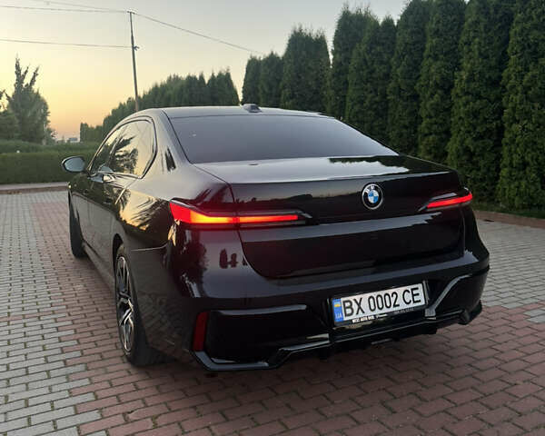 Черный БМВ 7 Серия, объемом двигателя 2.99 л и пробегом 25 тыс. км за 152047 $, фото 4 на Automoto.ua