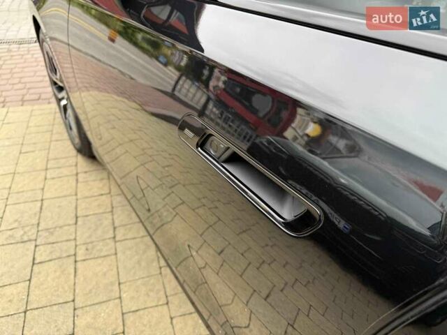 Чорний БМВ 7 Серія, об'ємом двигуна 3 л та пробігом 17 тис. км за 113900 $, фото 12 на Automoto.ua