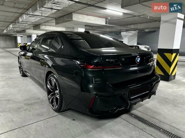 Черный БМВ 7 Серия, объемом двигателя 2.99 л и пробегом 8 тыс. км за 146000 $, фото 9 на Automoto.ua